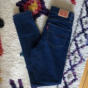 721 High Waisted Levi Jeans